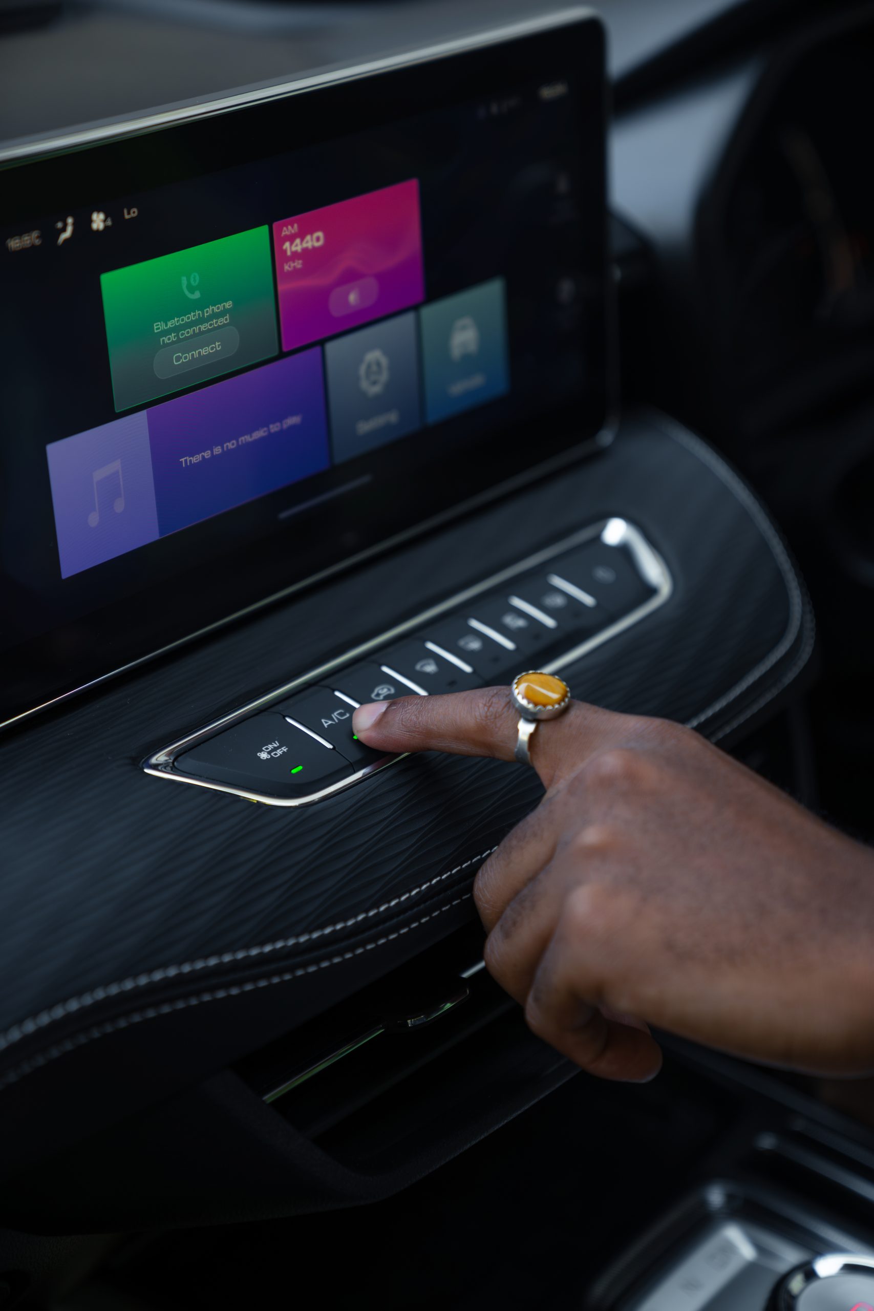 Win a car - Image 2
