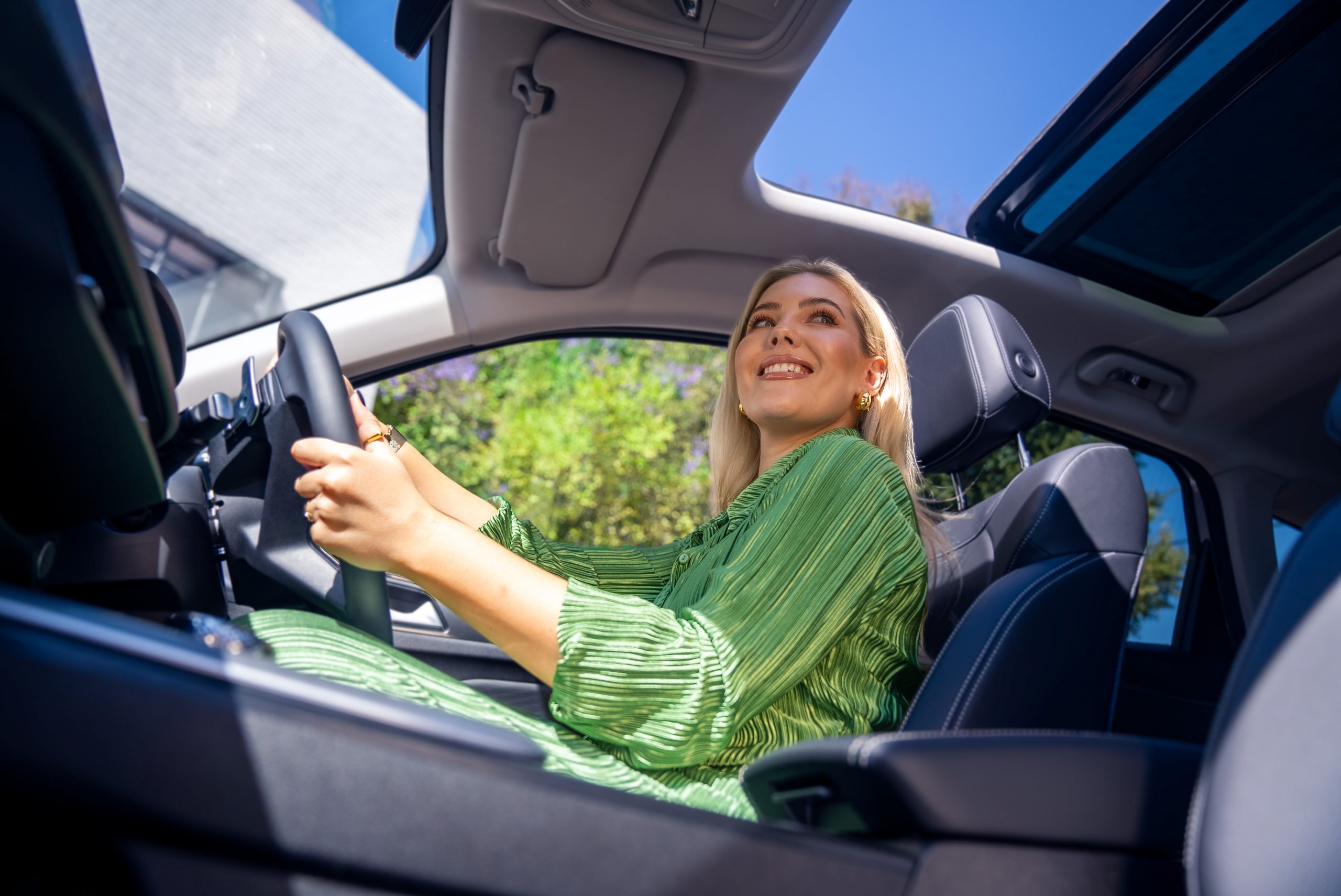 Win a car - Image 12